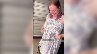Hotwifekk fucks at a empty public storage unit