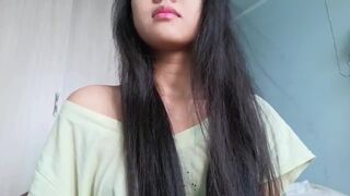Nice girl so young and so dirty.