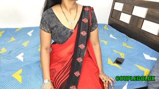 Komal ne hair cutting ke liye pooja salon se stylish bulaya tha
