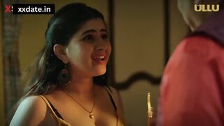 Sexy Pooja So Rhi Thi Chacha Ne Chala Diya Niche Hath